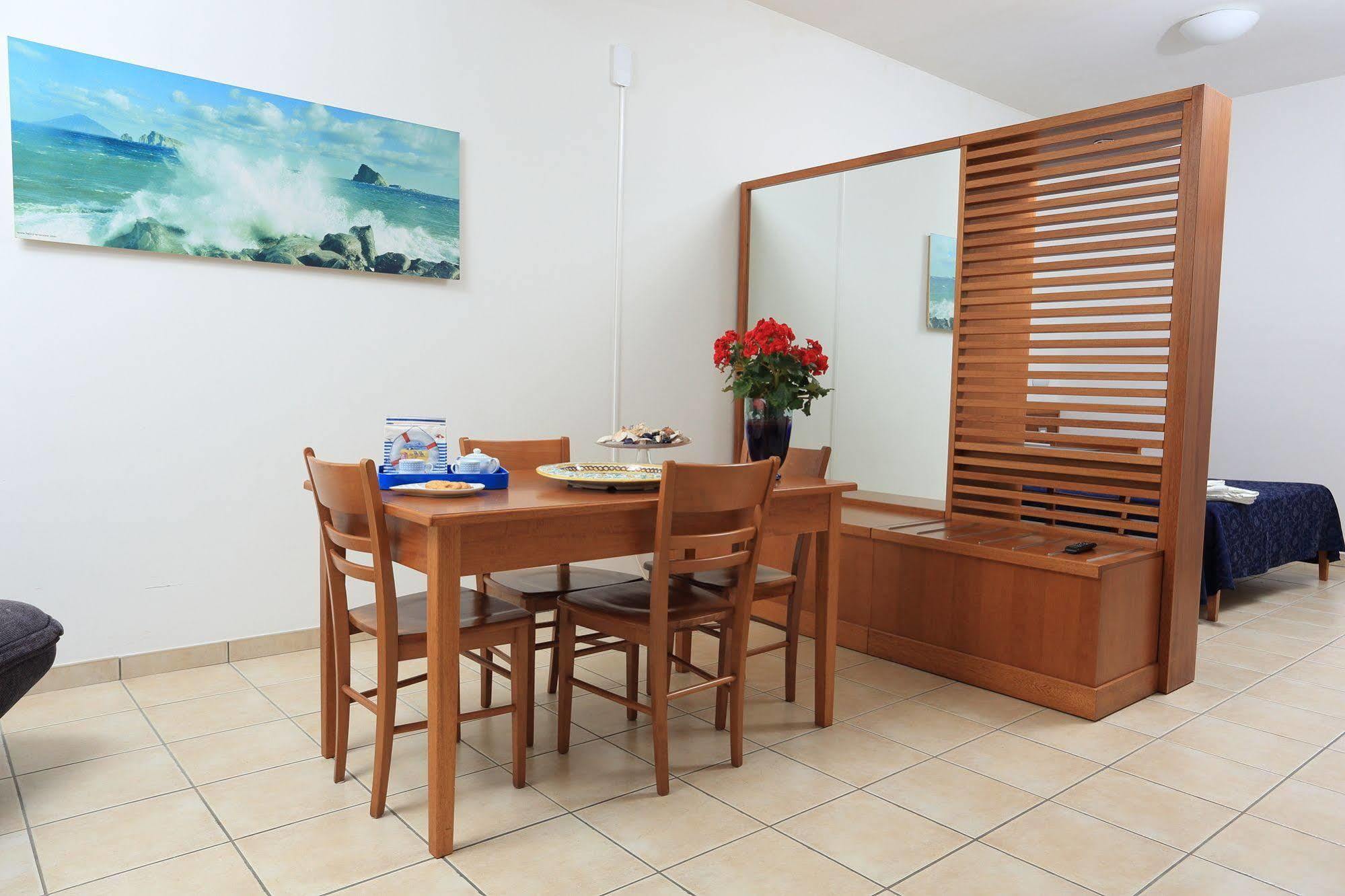 Nettuno Resort Capo dʼOrlando Extérieur photo