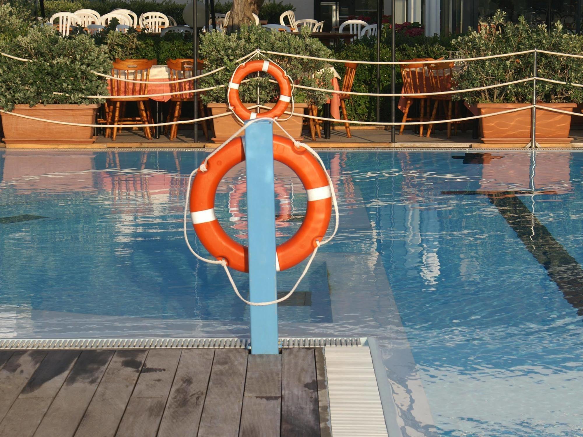 Nettuno Resort Capo dʼOrlando Extérieur photo