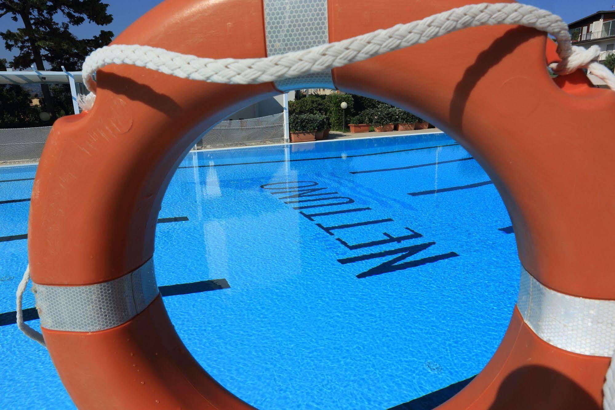 Nettuno Resort Capo dʼOrlando Extérieur photo